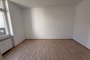 Schnuckelige 2 ZKB-Wohnung im Hinterhaus mit Gemeinschaftsinnenhof – Steingasse 28, 65183 Mitte, Wiesbaden – Vorschaubild 6