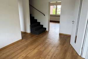 Schöne 4 Zimmer- Maisonettewohnung - mit zwei Bädern! – 33647 Brackwede, Bielefeld – Vorschaubild 3