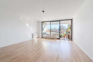 Lichtdurchflutete 3-Zimmer-Wohnung in bevorzugter Lage in Düsseldorf-Oberkassel – Die vollständige Adresse der Immobilie erhältst du vom Anbieter., 40545 Oberkassel, Düsseldorf – Vorschaubild 6