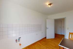 Reinkommen, Wohlfühlen, Bleiben: Lichtdurchflutete 2-Zimmer-Wohnung mit Balkon in KA-Grünwinkel – Die vollständige Adresse der Immobilie erhältst du vom Anbieter., 76189 Grünwinkel, Karlsruhe – Vorschaubild 12