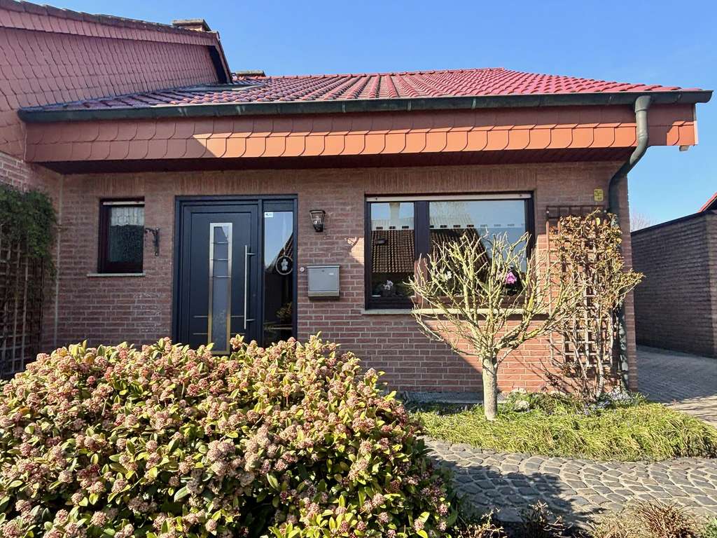 Immobilie in Horstmar - HAPPY HOME - HAPPY LIFE!
Gepflegte Doppelhaushälfte mit toll angelegtem Garten  
in Horstmar - Bild 0