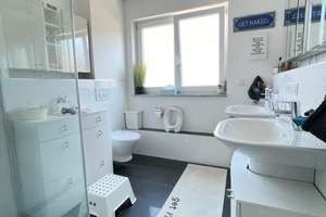 Hochwertiges Stadthaus auf 3 Etagen in der City! – Die vollständige Adresse der Immobilie erhältst du vom Anbieter., 86156 Kriegshaber, Augsburg – Vorschaubild 2