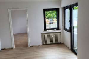 In 2020 Modernisierte Wohnung mit vier attraktiven Zimmern und begehbarer Dachterrasse in Viersen. – Gladbacher Str. 19-21, 41747 Viersen – Vorschaubild 4