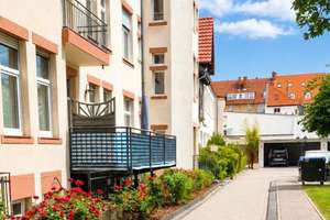 Im Staden: Ein  exklusives Stadthaus  mit 110 qm an gepflegter Privatstrasse – Die vollständige Adresse der Immobilie erhältst du vom Anbieter., 66121 Sankt Johann, Saarbrücken – Vorschaubild 2