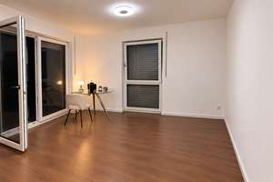 Teilmöblierte 1-Zimmer-Wohnung mit Balkon & Tiefgarage, Strom & WLAN in Regensburg-Burgweinting – 93055 Burgweinting-Harting, Regensburg – Vorschaubild 3
