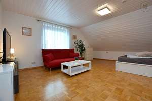 Sehr schön möblierte Wohnung in ruhiger und dennoch zentraler Lage in Rutesheim – Die vollständige Adresse der Immobilie erhältst du vom Anbieter., 71277 Rutesheim – Vorschaubild 1