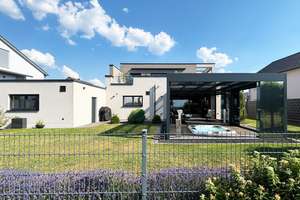 Premium-Einfamilienhaus mit exklusiver Ausstattung: Whirlpools, Dachterrasse mit Penthouse-Charakter – Die vollständige Adresse der Immobilie erhältst du vom Anbieter., 54331 Pellingen – Vorschaubild 1