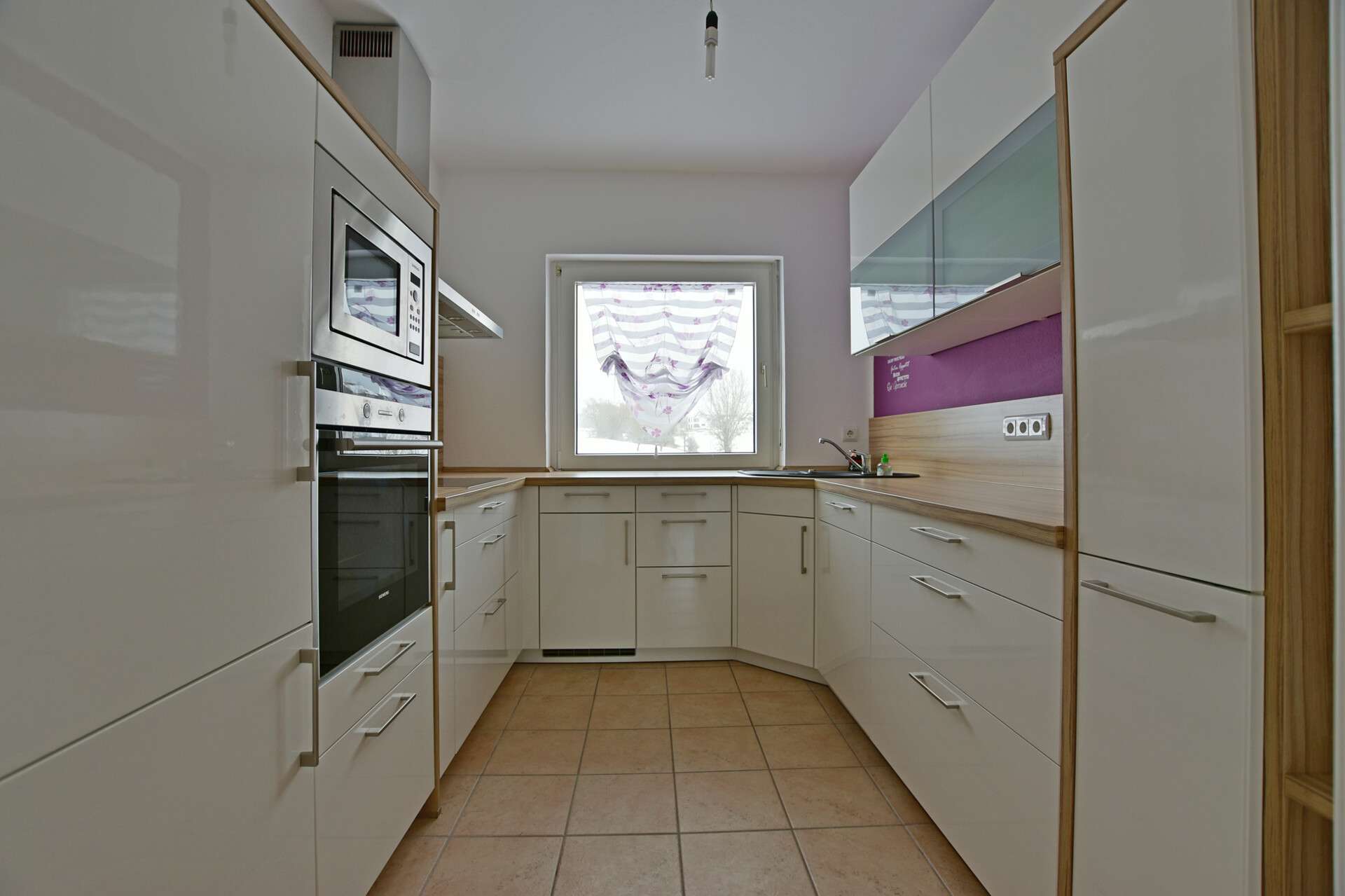 Immobilie in Niedenstein - Gepflegtes Ein- bis Zweifamilienhaus in reizvoller Feldrandlage von Niedenstein-Metze - Bild 7