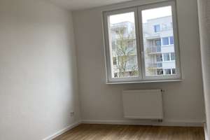Sanierte 3-Zimmer-Wohnung mit kleinem Balkon in Köln-Lindenthal befristet für ein Jahr zu vermieten – Die vollständige Adresse der Immobilie erhältst du vom Anbieter., 50931 Lindenthal (Ortsteil), Köln – Vorschaubild 5