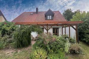 Kurze Weg für Ihre Kinder!...Einfamilienhaus in Herzogenaurach – Die vollständige Adresse der Immobilie erhältst du vom Anbieter., 91074 Herzogenaurach – Vorschaubild 22