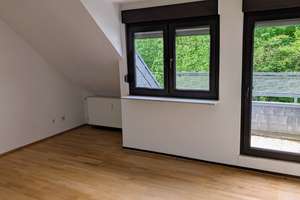 Charmante Dachgeschosswohnung mit Balkon & Gartennutzung in Odenkirchen – Kohrstraße 114, 41199 Odenkirchen-West, Mönchengladbach – Vorschaubild 2