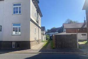 Mehrfamilienhaus in Waltershausen zu verkaufen – Die vollständige Adresse der Immobilie erhältst du vom Anbieter., 99880 Waltershausen – Vorschaubild 1