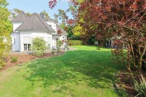 Gehobenes Einfamilienhaus mit Einliegerwohnung im Anbau; großer Garten mit großer Außensauna – Die vollständige Adresse der Immobilie erhältst du vom Anbieter., 31632 Husum – Vorschaubild 5