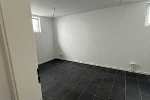 Raumwunder-Großzügiges Einfamilienhaus /  Reihenendhaus in Wiesbaden-Rambach – Wiesbaden – Vorschaubild 13