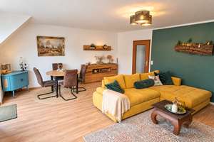 Wohnung in zentraler, ruhiger Lage mit Balkon und Garage (RÖMBKE IMMOBILIEN KG) – 24534 Stadtmitte, Neumünster – Vorschaubild 4