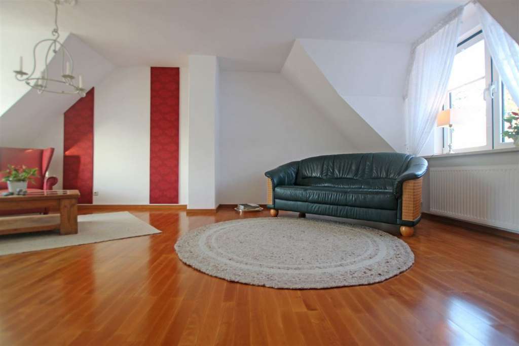 Immobilie in Aumühle - * Seltene Chance in Aumühle am Sachsenwald * Wohnen, Werkstatt & großes Grundstück * - Bild 2