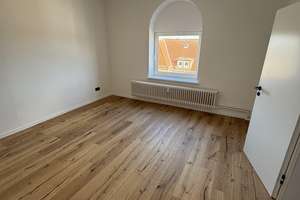 Hochwertig renovierte 1 Zimmer Wohnung in zentraler Lage von Kiel – Hamburger Chaussee 45, 24103 Hassee, Kiel – Vorschaubild 2