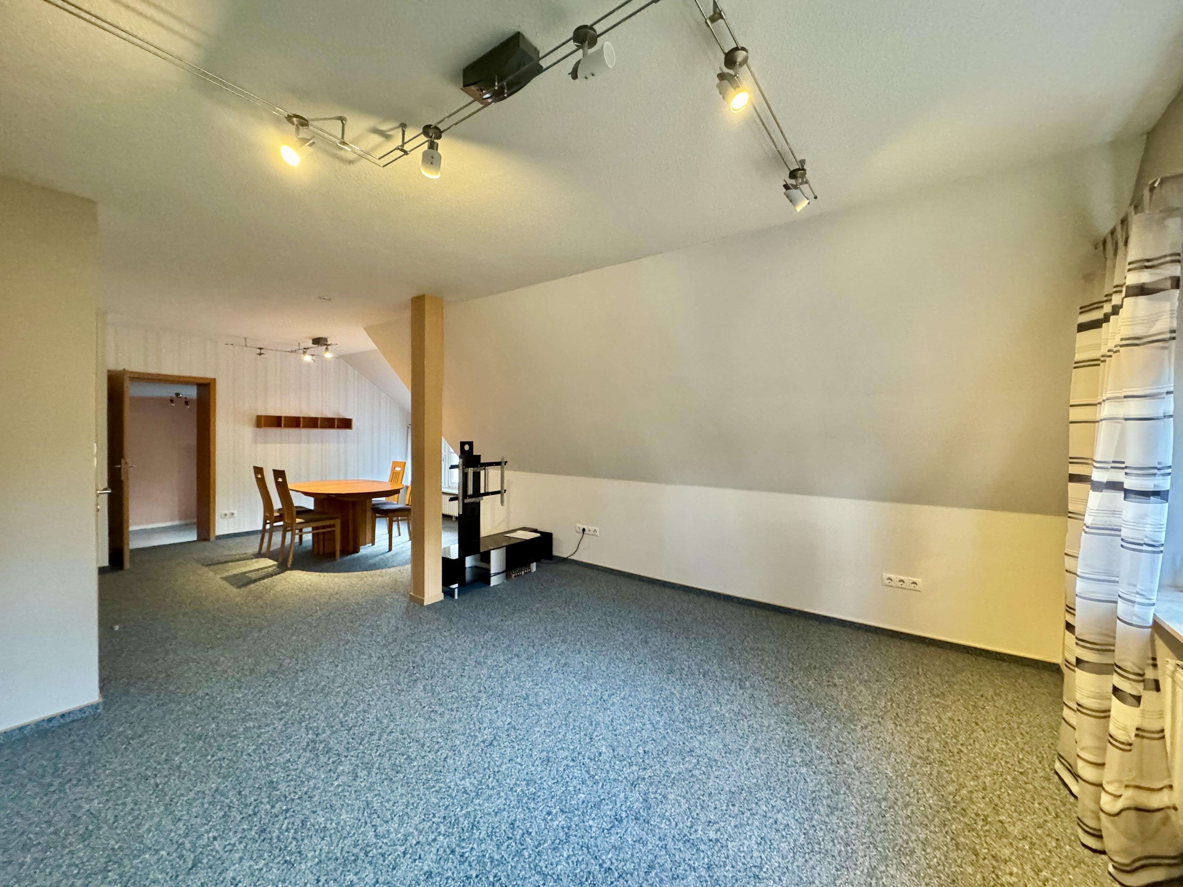 Immobilie in Uelsen - Vielseitig nutzbares Wohn- und Gewerbeobjekt in Uelsen - Bild 8