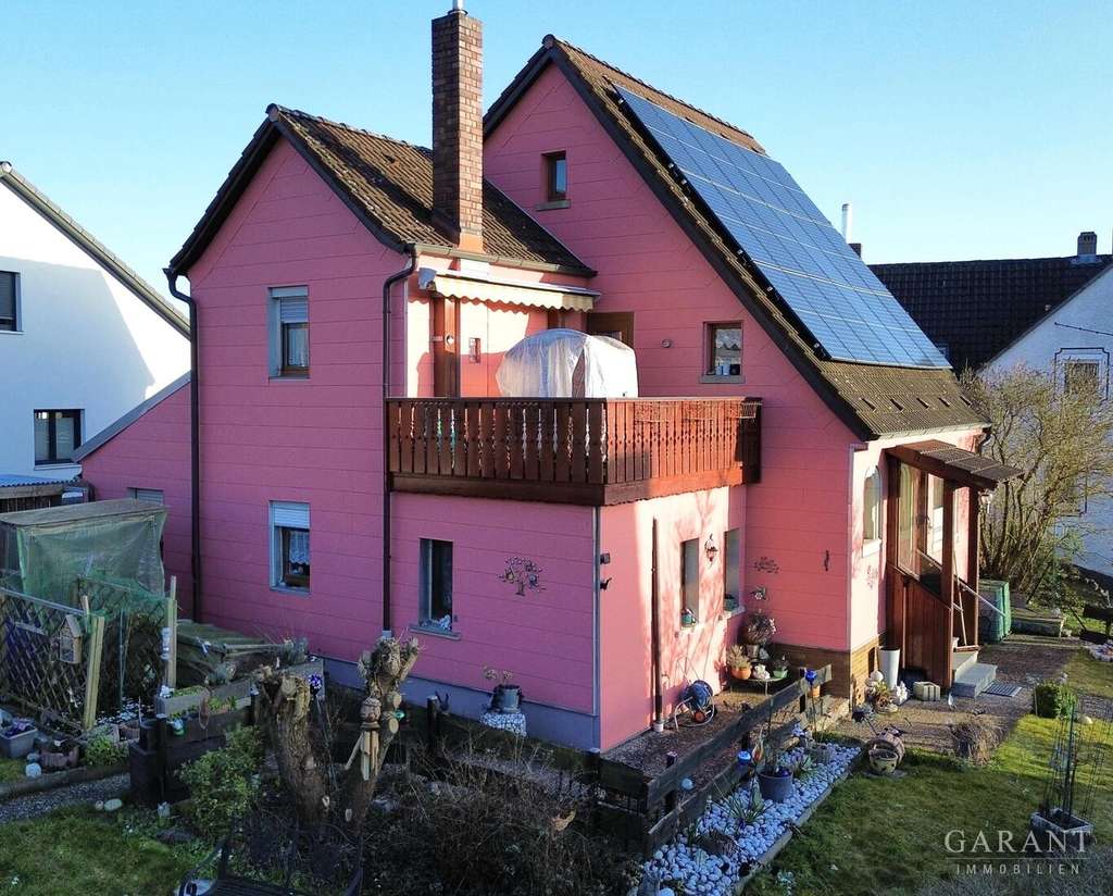 Immobilie in Baudenbach - Gemütliches Einfamilienhaus - mit Garten und herrlichem Weitblick - Bild 0