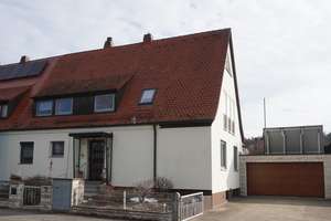 Adrettes 2-Familienhaus mit großem Garten in Nürnberg - Süd / Haus kaufen – Die vollständige Adresse der Immobilie erhältst du vom Anbieter., 90469 Trierer Straße, Nürnberg – Vorschaubild 2