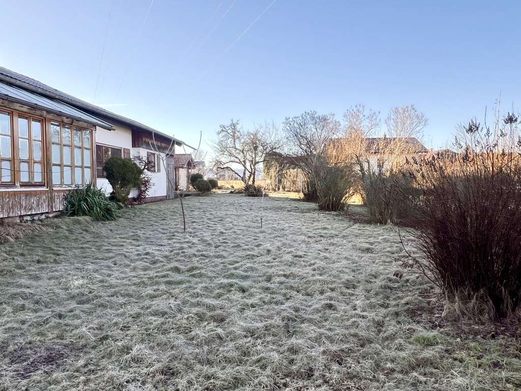 Immobilie in Dietramszell - Renovierungsbedürftiges Einfamilienhaus mit teilausgebautem Dachgeschoss - Bild 3