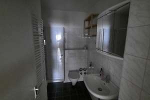 Schöne 3,5 Zimmer Dachgeschoss-Wohnung mit Loggia in 44799, Bochum - Wiemelhausen – Immenweg 11a, 44799 Wiemelhausen, Bochum – Vorschaubild 3