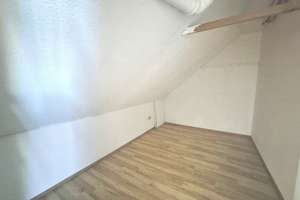 Exklusives Wohnen über den Dächern des Kaßbergs - Frisch sanierte 3-Raum-Maisonette mit traumhaften  – Willy-Reinl-Straße  12, 9116 Altendorf, Chemnitz – Vorschaubild 15