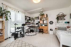 Perfektes Familienhaus in Pankow : 151 m² Wohnfläche mit Garten, Pool und viel Platz – Die vollständige Adresse der Immobilie erhältst du vom Anbieter., 13156 Niederschönhausen, Berlin – Vorschaubild 9