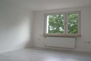 Top renovierte Single-Wohnung mit Einbauküche ab sofort – Wilhelminenstraße 153, 45881 Schalke, Gelsenkirchen – Vorschaubild 4
