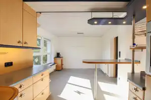 Einfamilienhaus mit Einliegerwohnung/Ferienwohnung und Außenpool bei Lübeck – Nordwestmecklenburg (Kreis) – Vorschaubild 8