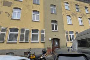 Helle 2 ZKB-Wohnung frisch saniert mit kleinem Balkon