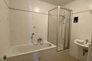 *3-Raum Wohnung mit Balkon und Stellplatz* – Rützengrüner Str. 12B, 8228 Rodewisch – Vorschaubild 4