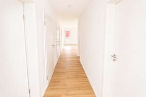 4-Zimmer Wohnung mit Garten, überdachtem Stellplatz und Einbauküche! – Die vollständige Adresse der Immobilie erhältst du vom Anbieter., 26133 Kreyenbrück, Oldenburg (Oldenburg) – Vorschaubild 9