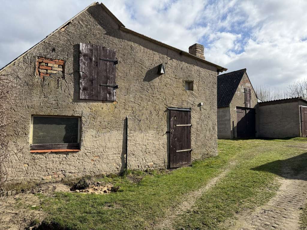 Immobilie in Kreien - PROVISIONSFREI | Aus Alt mach Wow – Haus mit Charakter und riesigem Gestaltungsspielraum - Bild 3