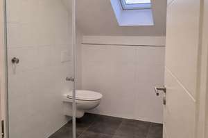 3-Zimmer-Dachgeschosswohnung in Kupferdreh – Die vollständige Adresse der Immobilie erhältst du vom Anbieter., 45257 Kupferdreh, Essen – Vorschaubild 7