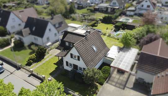 Bild von Einfamilienhaus mit herrlichem Sonnengarten und Garage! TOP-Lage