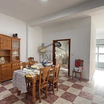 Haus mit Garage zum Verkauf in Manuel