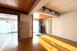 Energieeffizientes Haus in erhöhter Lage von Zweibrücken – modernisiert und familienfreundlich – Die vollständige Adresse der Immobilie erhältst du vom Anbieter., 66482 Stadtmitte, Zweibrücken – Vorschaubild 3