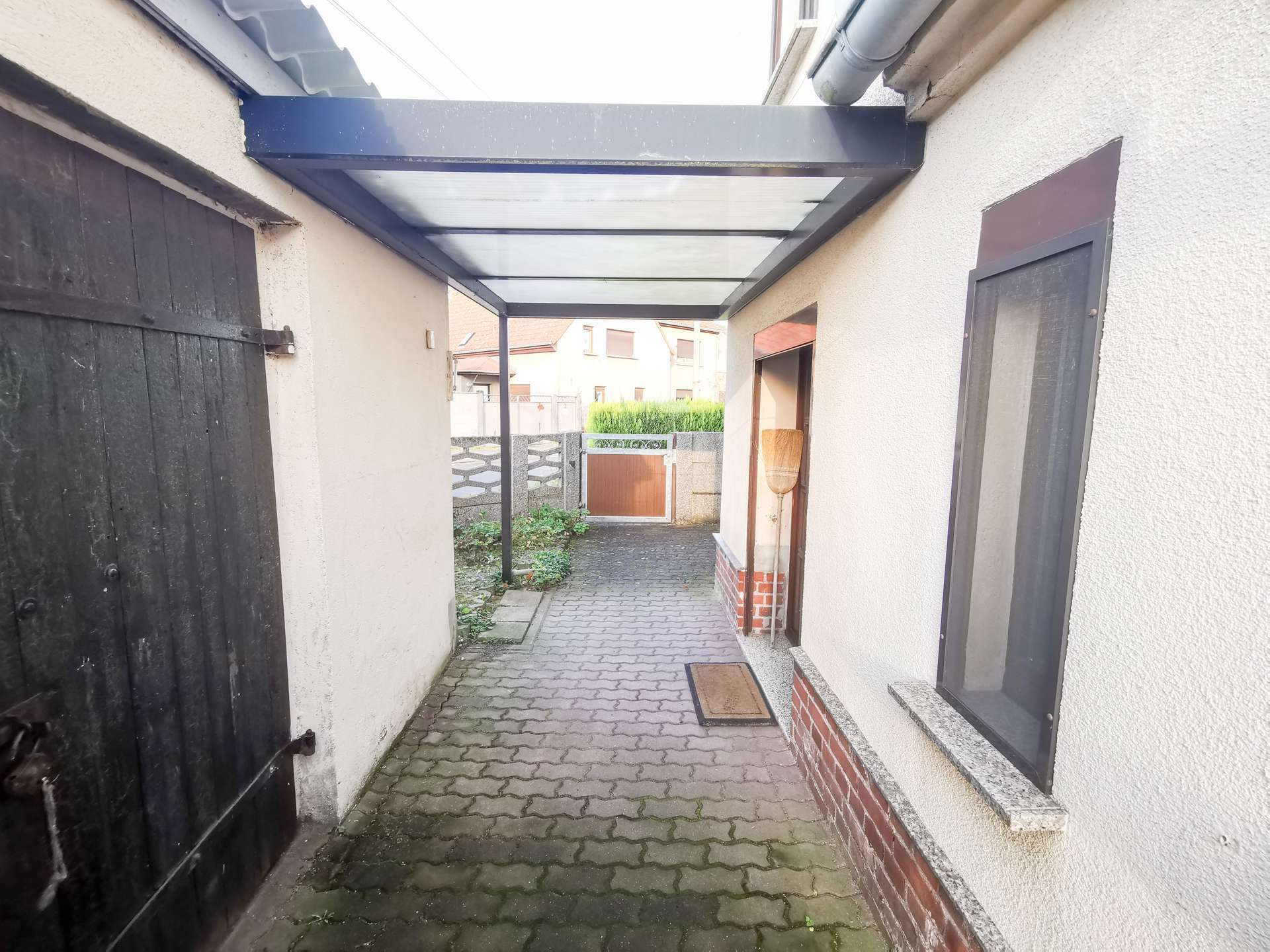 Einzug sofort möglich! | Großzügiges Einfamilienhaus mit Sanierungsbedarf | Grüne Lage, Nordsachsen Kreis – Bild 4