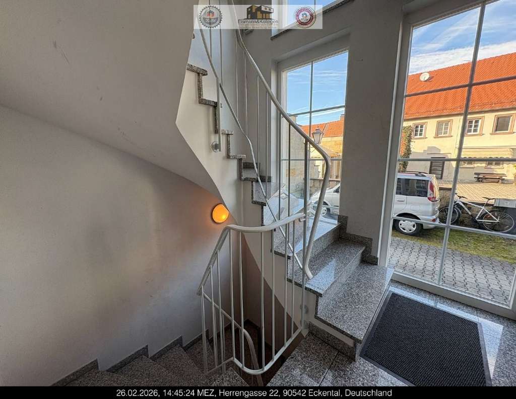 Immobilie in Eckental - Eschenau:TOP Lage,Sofort frei! Tolle 4-Zi-Garten-Wohnung, zwei Stellplätze, Keller, Einbauküche uvm. - Bild 3