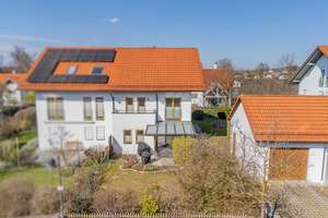 GRAFING / Familienfreundliche Doppelhaushälfte in ruhiger Wohnlage mit großem Garten