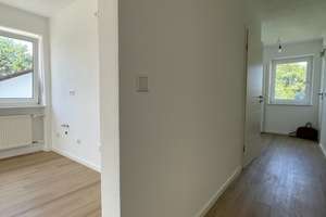 Gänzlich sanierte, helle, clever geplante  1,5 Zi-Whg. mit Balkon in bester Lage-Untermenzing-Frei ! – Die vollständige Adresse der Immobilie erhältst du vom Anbieter., 80997 Allach, München – Vorschaubild 10