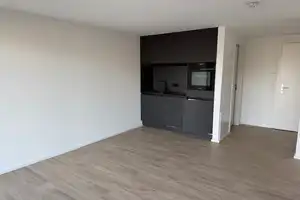 Charmante & frisch sanierte 1-Zimmer-Wohnung im Westen – wartet auf DICH! – Geisseichstr. 29, 70197 Stuttgart – Vorschaubild 2