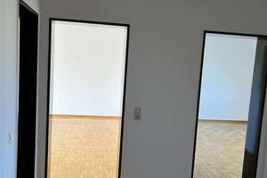 Helle 3 Zimmer Wohnung mit Balkon und Einbauküche – Chamissostr. 23, 31785 Hameln – Vorschaubild 3