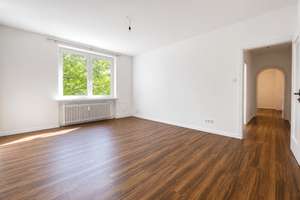 Bezugsfrei: helle 2-Zimmer-Wohnung mit Balkon in zentraler Lage von Harvestehude – Die vollständige Adresse der Immobilie erhältst du vom Anbieter., 20144 Eimsbüttel (Ortsteil), Hamburg – Vorschaubild 2