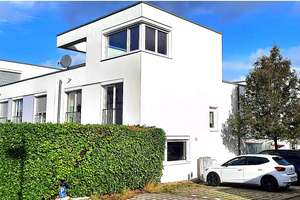 Modernes Reiheneckhaus mit schöner Terrasse, Garten & Garage - "Im Raiser" in Stuttgart-Zuffenhausen – Die vollständige Adresse der Immobilie erhältst du vom Anbieter., 70437 Zuffenhausen-Im Raiser, Stuttgart – Vorschaubild 5