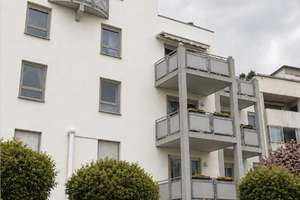 KNIPFER`S IMMOBILIENSCHÄTZE - Sichere Kapitalanlage: Vermietetes Apartment mit TG & Südbalkon – Die vollständige Adresse der Immobilie erhältst du vom Anbieter., 86154 Oberhausen-Süd, Augsburg – Vorschaubild 2