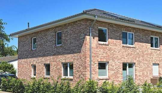 Bild von Neubau Stadthausvilla-Doppelhaushälfte auf zauberhaftem Garten in ruhiger Lage von Farmsen-Berne