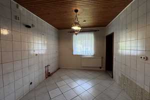 ***ROSENGARTEN-NENNDORF***EINFAMILIENHAUS MIT SEPARATER WOHNUNG UND ZWEI GARAGEN ZU VERKAUFEN*** – Harburg (Kreis) – Vorschaubild 7