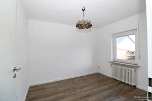 Einziehen & Wohlfühlen – großzügiges Einfamilienhaus 
mit Garten, ideal für Familie, Großfamilie &  – Rosenstraße 2, 91086 Aurachtal – Vorschaubild 4